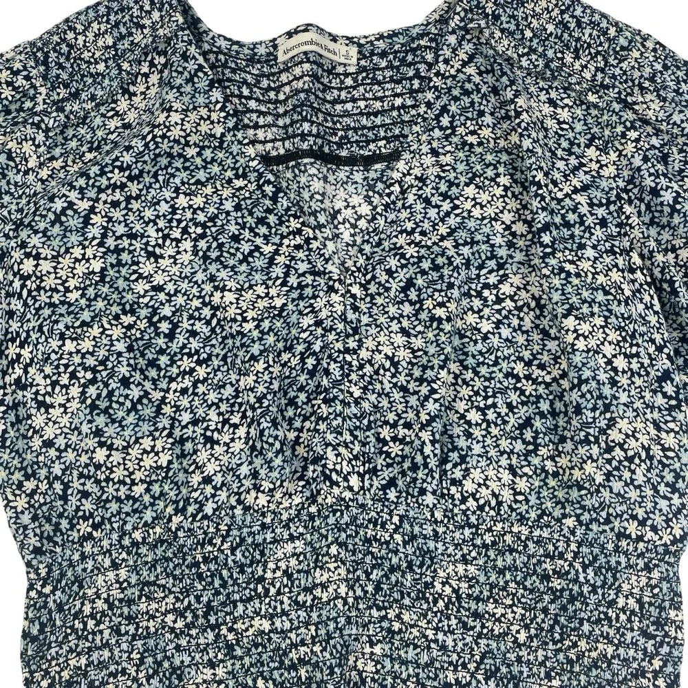 Abercrombie & Fitch Ditsy Floral Smocked Blouse Women's S Puff Sleeve Cropped